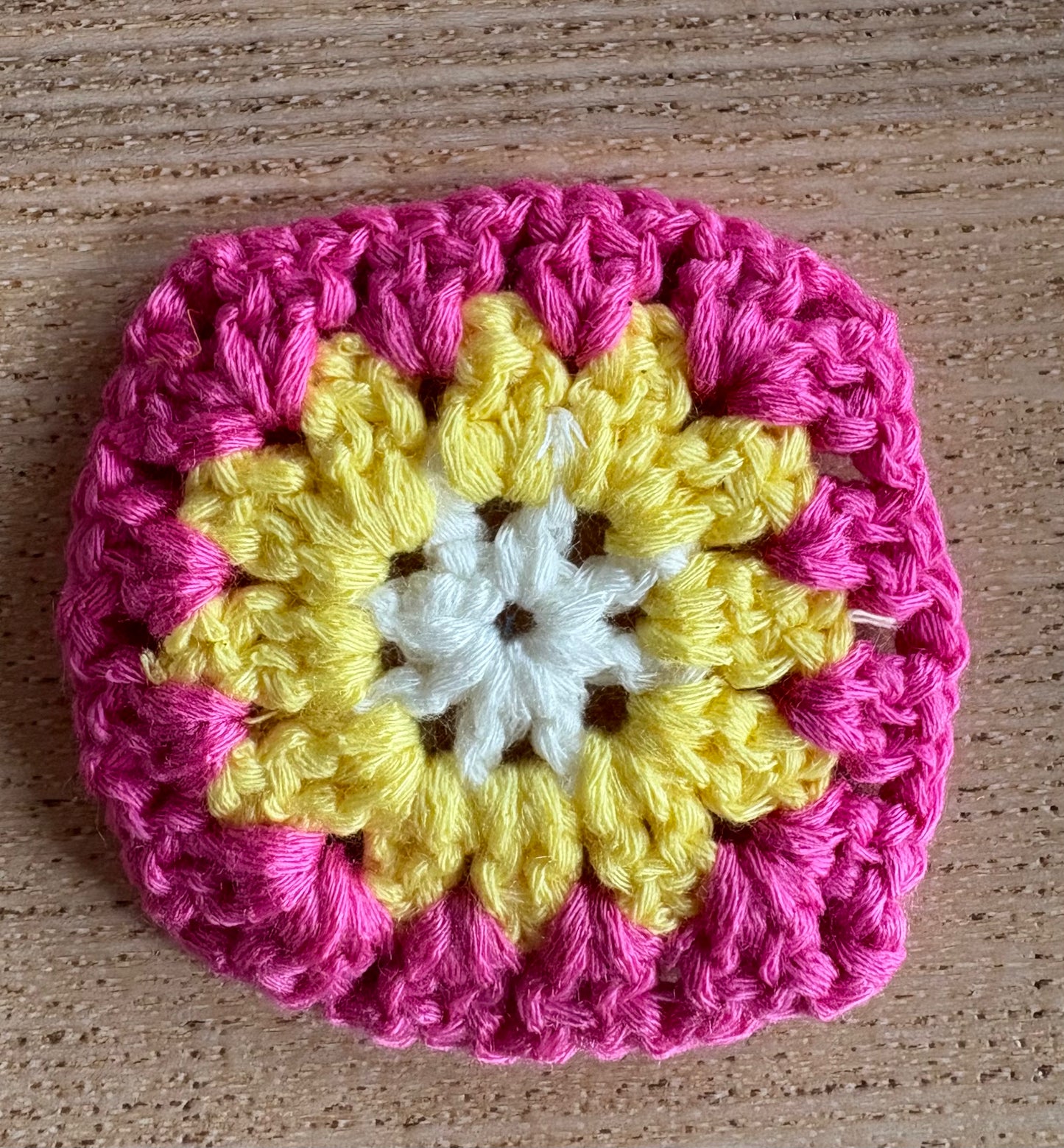 granny square en crochet "rose"
