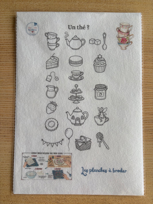 planche à broder "Tea time"